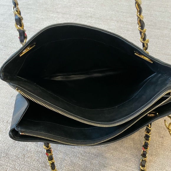 SOLD - Chanel Grand Shopping Tote - Picture 6 of 15